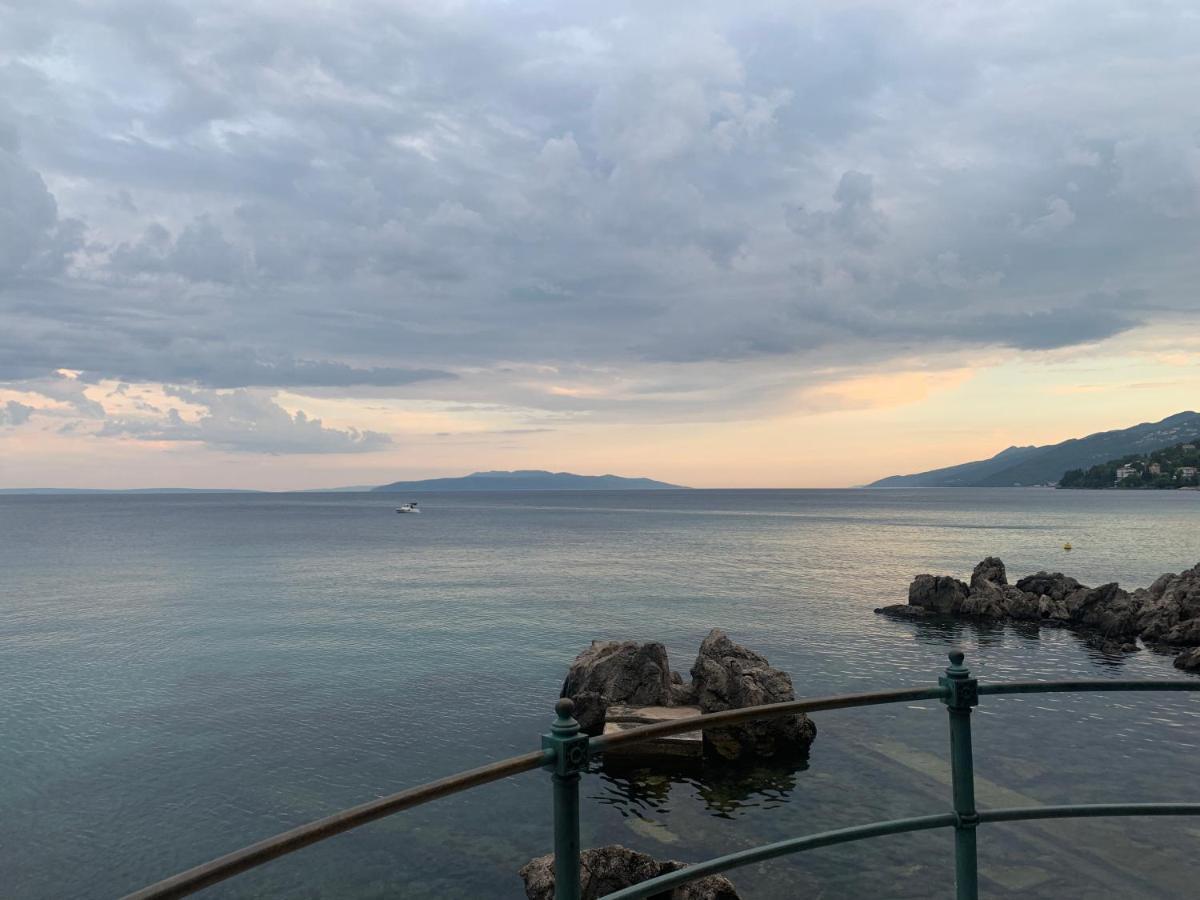 Artspace Location-Opatija-3 Bedroom House With Rooftop Garden By Beach Esterno foto
